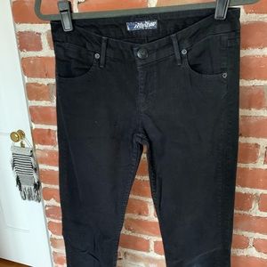 Hudson black skinny jeans 27 mid rise